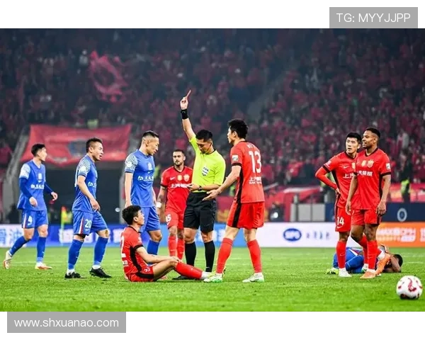 中国足球联赛新赛季战况揭晓 多支球队引援强势目标直指冠军 中国足球联赛新赛季战况揭晓 多支球队引援强势目标直指冠军