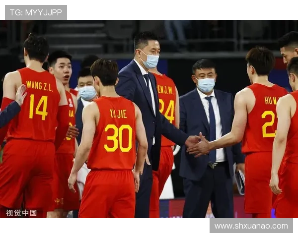 中国男篮备战世界杯全力冲刺 新老球员携手共筑强阵出征