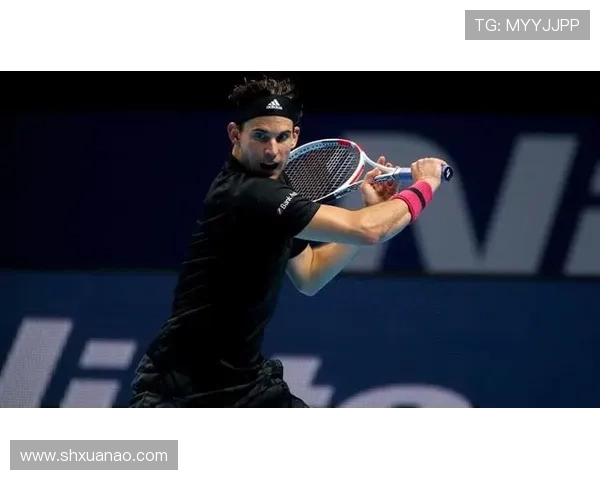 德约科维奇逆转晋级年终总决赛四强再度刷新个人传奇纪录