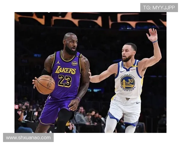 NBA最新战况:詹姆斯助湖人连胜库里三分神准勇士击退对手 NBA最新战况:詹姆斯助湖人连胜库里三分神准勇士击退对手