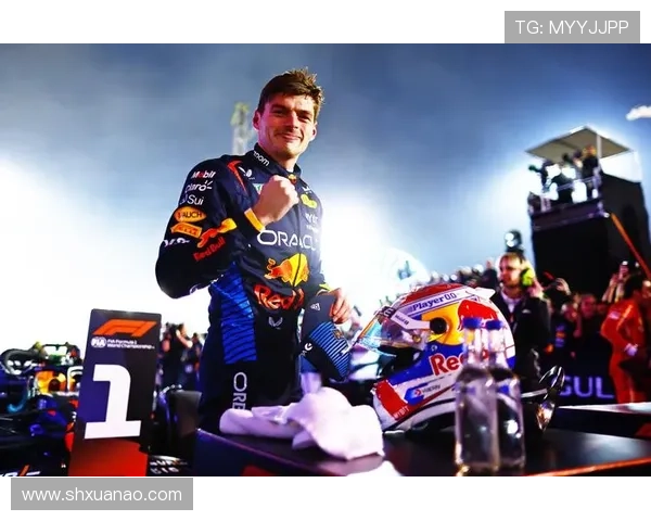 F1赛季激烈角逐继续 小汉与维斯塔潘争冠形势愈发紧张